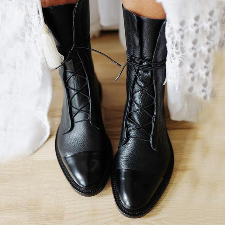 Quinn | Lace-Up Boots